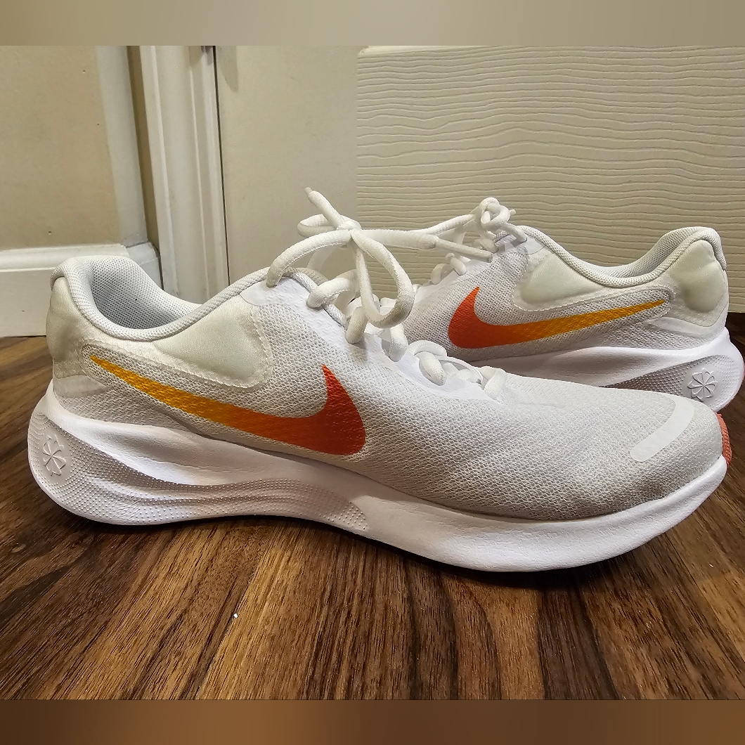 Nike Revolution 7 Running Shoe